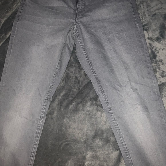 H&M jeans - Picture 2 of 5